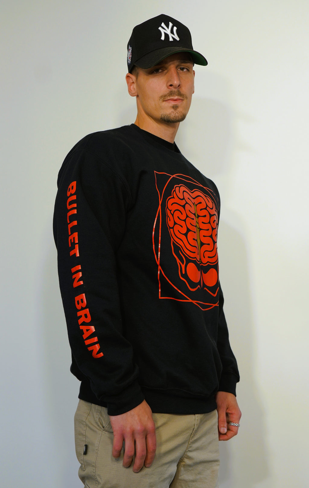 BRAIN CREWNECK